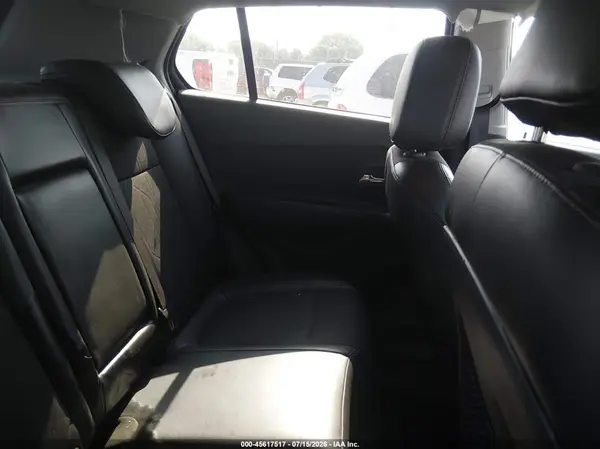 KL7CJPSM0MB365336 2021 CHEVROLET TRAX - Image 8