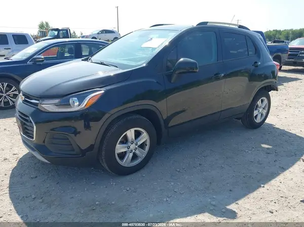 KL7CJPSM0MB365532 2021 CHEVROLET TRAX - Image 2