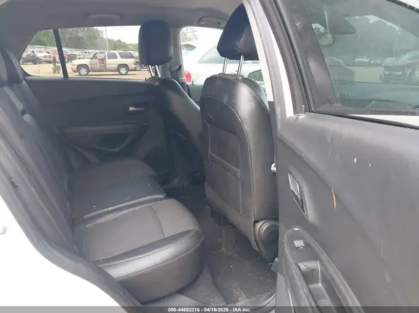 KL7CJPSM0NB514295 2022 CHEVROLET TRAX - Image 8