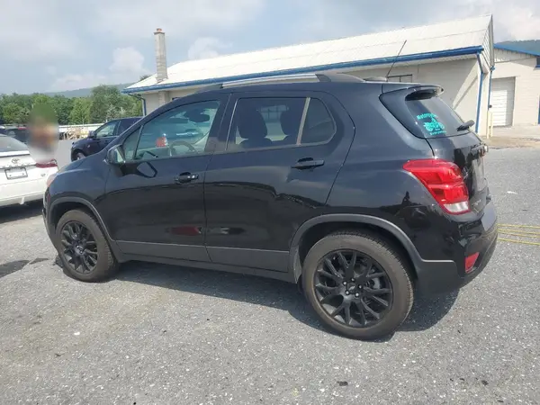 KL7CJPSM0NB522753 2022 CHEVROLET TRAX - Image 2