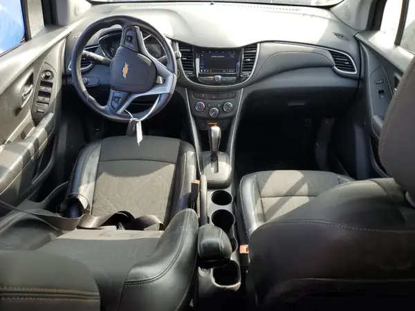 KL7CJPSM0NB523904 2022 CHEVROLET TRAX - Image 8