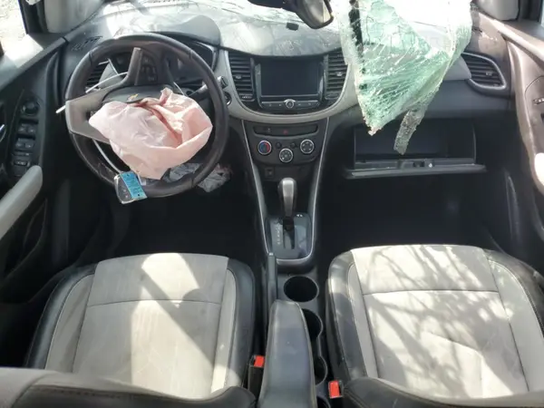 KL7CJPSM0NB530710 2022 CHEVROLET TRAX - Image 8