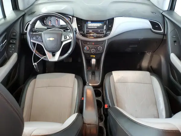 KL7CJPSM0NB533686 2022 CHEVROLET TRAX - Image 8