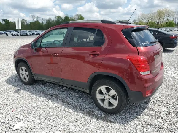 KL7CJPSM0NB533803 2022 CHEVROLET TRAX - Image 2
