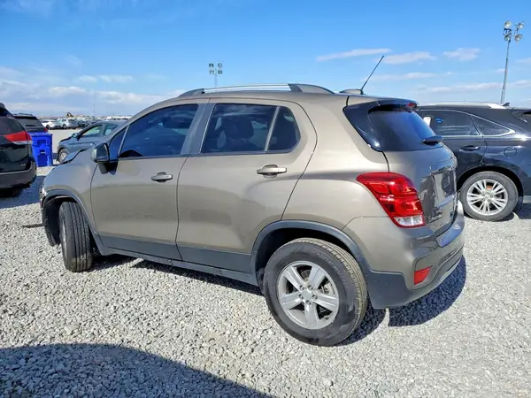 KL7CJPSM0NB534174 2022 CHEVROLET TRAX - Image 2