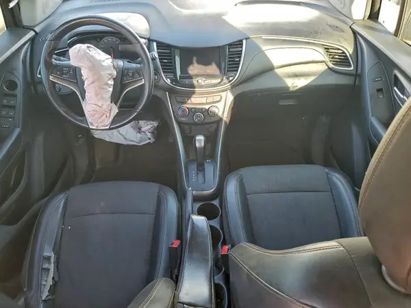 KL7CJPSM0NB543800 2022 CHEVROLET TRAX - Image 8