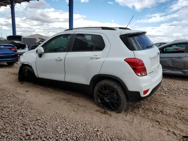 KL7CJPSM0NB556787 2022 CHEVROLET TRAX - Image 2