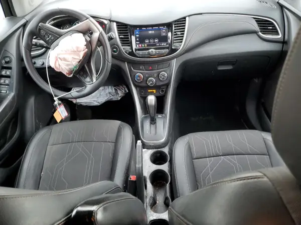 KL7CJPSM0NB557485 2022 CHEVROLET TRAX - Image 8