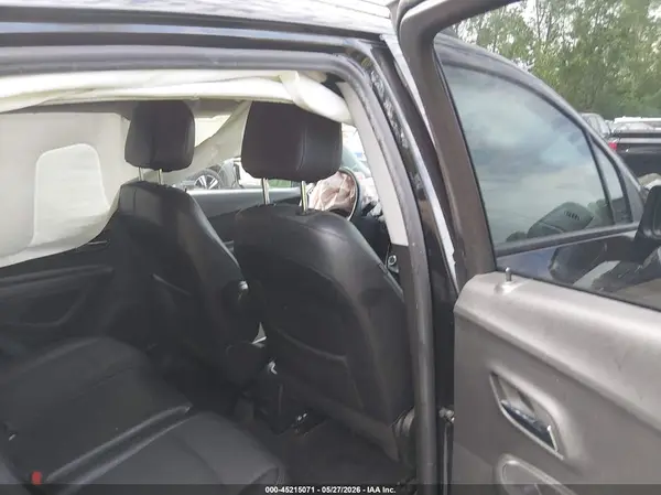 KL7CJPSM0NB562105 2022 CHEVROLET TRAX - Image 8