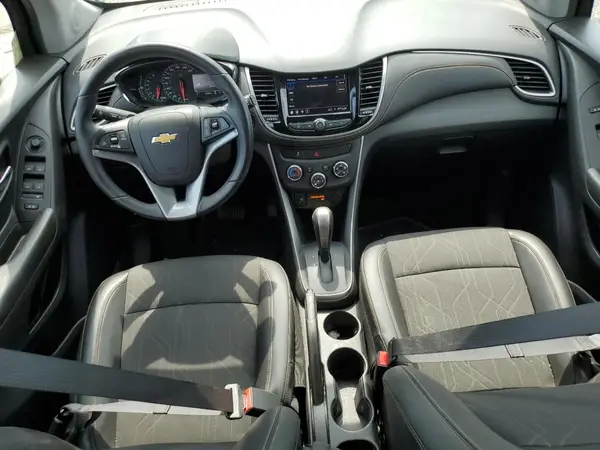 KL7CJPSM0NB565828 2022 CHEVROLET TRAX - Image 8