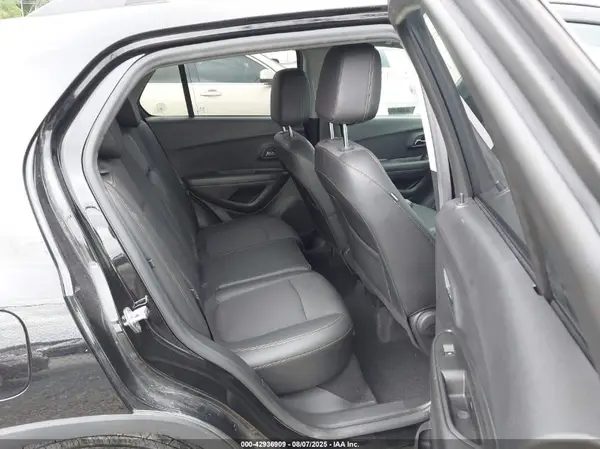 KL7CJPSM0NB567868 2022 CHEVROLET TRAX - Image 8