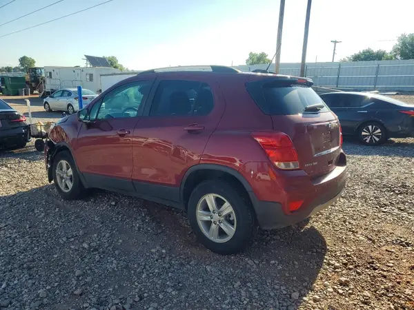 KL7CJPSM1MB372795 2021 CHEVROLET TRAX - Image 2
