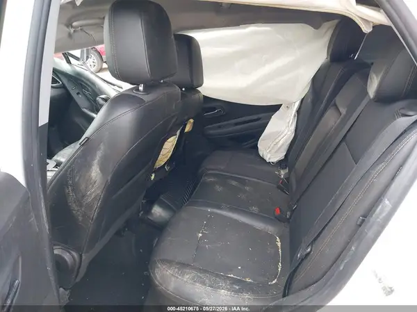 KL7CJPSM1NB509784 2022 CHEVROLET TRAX - Image 8