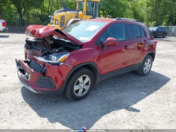 KL7CJPSM1NB528772 2022 CHEVROLET TRAX - Image 2