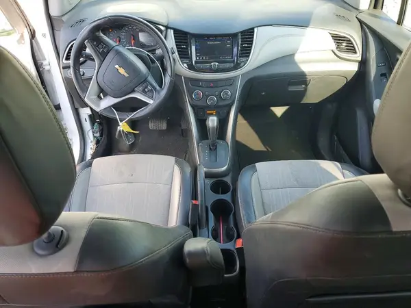 KL7CJPSM1NB533549 2022 CHEVROLET TRAX - Image 8