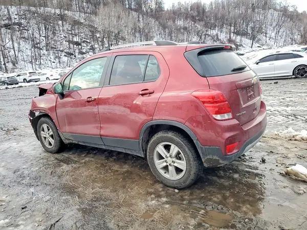 KL7CJPSM1NB533566 2022 CHEVROLET TRAX - Image 2