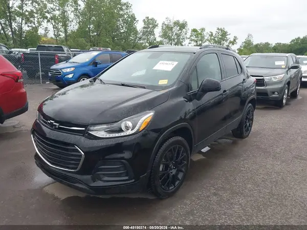 KL7CJPSM1NB534930 2022 CHEVROLET TRAX - Image 2