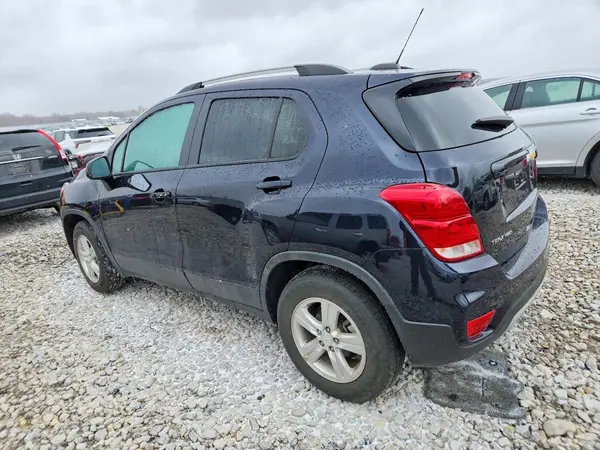 KL7CJPSM1NB539612 2022 CHEVROLET TRAX - Image 2