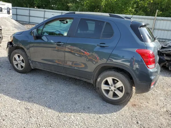 KL7CJPSM1NB541599 2022 CHEVROLET TRAX - Image 2