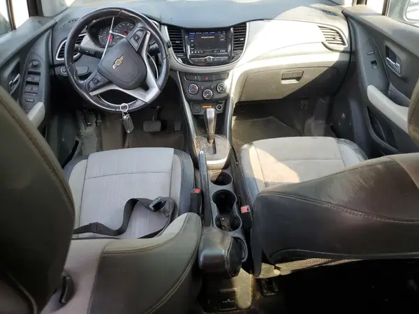 KL7CJPSM1NB541599 2022 CHEVROLET TRAX - Image 8