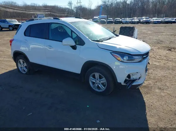 KL7CJPSM1NB548083 2022 CHEVROLET TRAX - Image 1