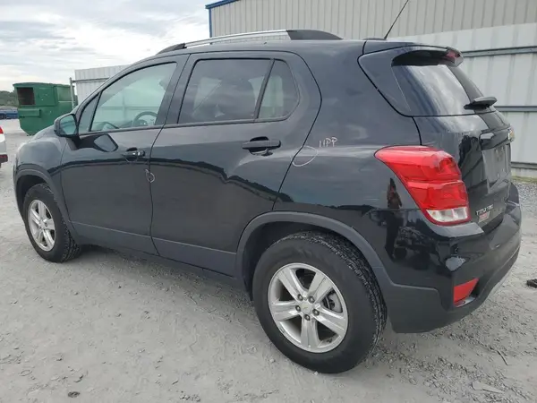 KL7CJPSM1NB562842 2022 CHEVROLET TRAX - Image 2