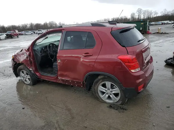 KL7CJPSM1NB563148 2022 CHEVROLET TRAX - Image 2