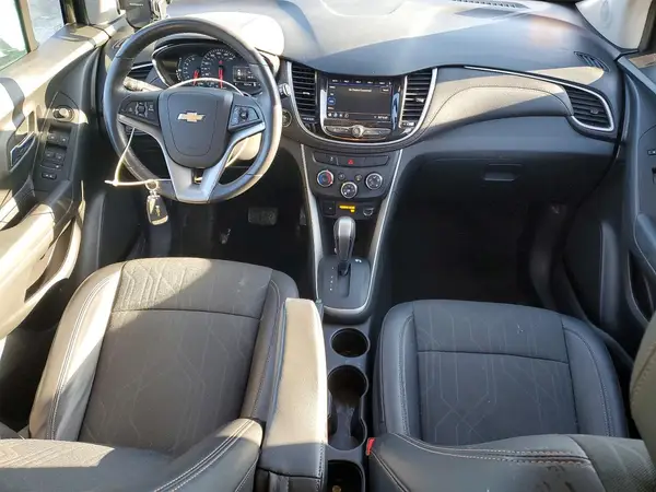 KL7CJPSM1NB566647 2022 CHEVROLET TRAX - Image 8