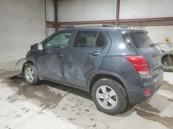 KL7CJPSM2MB366729 2021 CHEVROLET TRAX - Image 2