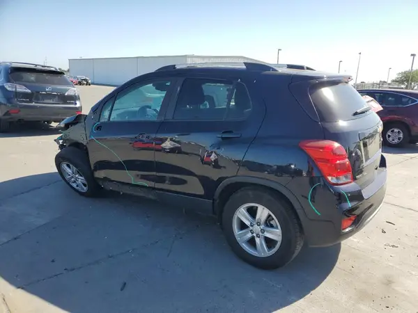 KL7CJPSM2MB370618 2021 CHEVROLET TRAX - Image 2