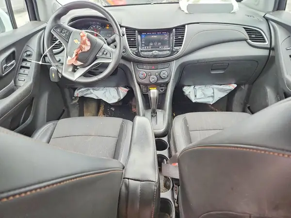 KL7CJPSM2NB505355 2022 CHEVROLET TRAX - Image 8