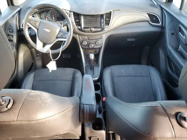KL7CJPSM2NB515335 2022 CHEVROLET TRAX - Image 8