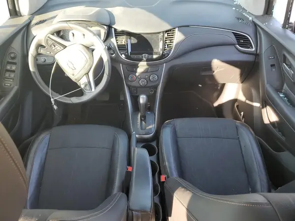 KL7CJPSM2NB517585 2022 CHEVROLET TRAX - Image 8