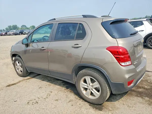 KL7CJPSM2NB521037 2022 CHEVROLET TRAX - Image 2