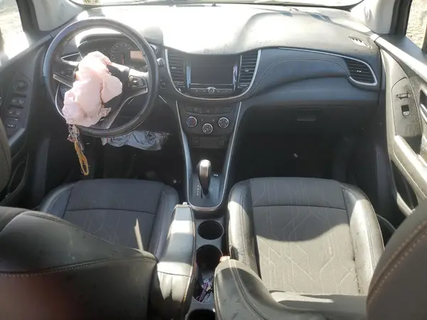 KL7CJPSM2NB530112 2022 CHEVROLET TRAX - Image 8
