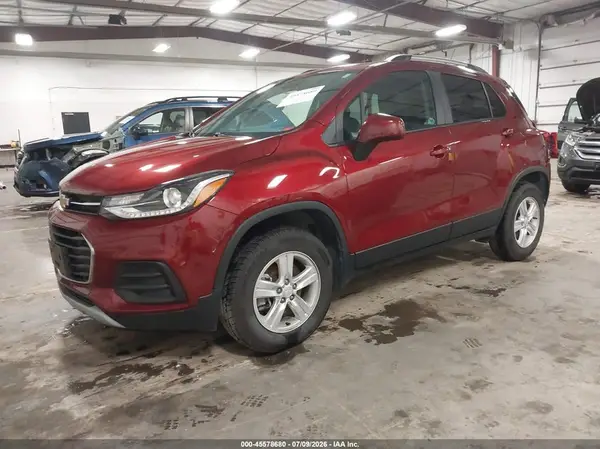 KL7CJPSM2NB531762 2022 CHEVROLET TRAX - Image 2