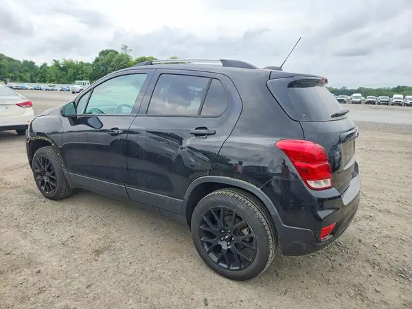 KL7CJPSM2NB538193 2022 CHEVROLET TRAX - Image 2