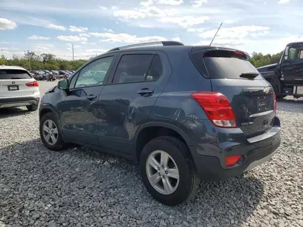 KL7CJPSM2NB541787 2022 CHEVROLET TRAX - Image 2