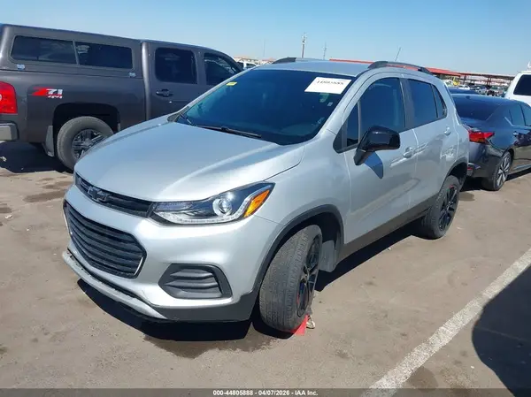 KL7CJPSM2NB547072 2022 CHEVROLET TRAX - Image 2