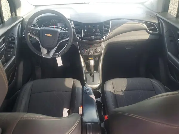 KL7CJPSM2NB547329 2022 CHEVROLET TRAX - Image 8