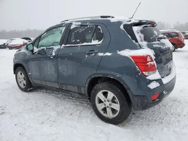 KL7CJPSM2NB562140 2022 CHEVROLET TRAX - Image 2