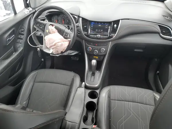 KL7CJPSM2NB562140 2022 CHEVROLET TRAX - Image 8