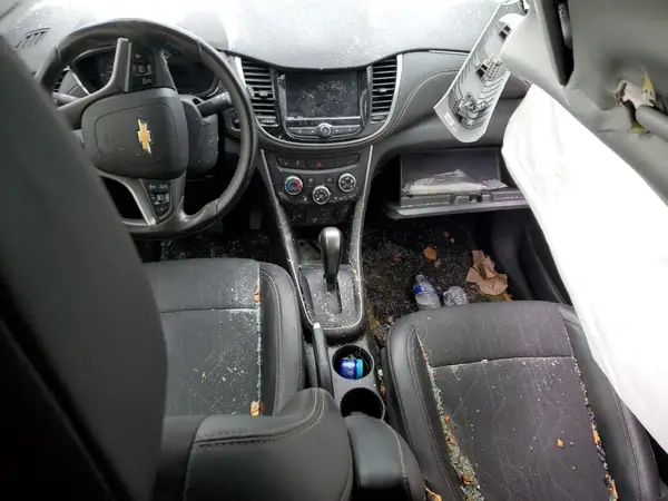 KL7CJPSM3MB368439 2021 CHEVROLET TRAX - Image 8