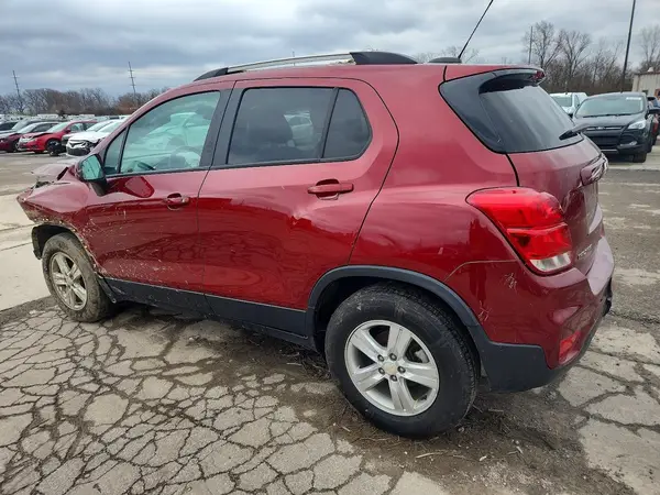 KL7CJPSM3MB374337 2021 CHEVROLET TRAX - Image 2