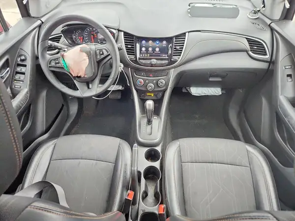KL7CJPSM3MB374337 2021 CHEVROLET TRAX - Image 8