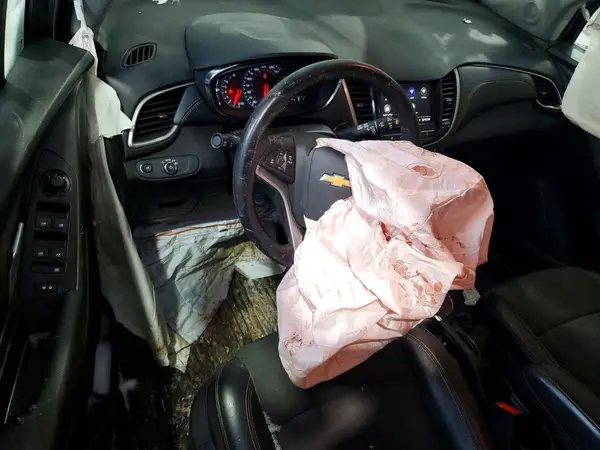 KL7CJPSM3NB509463 2022 CHEVROLET TRAX - Image 8