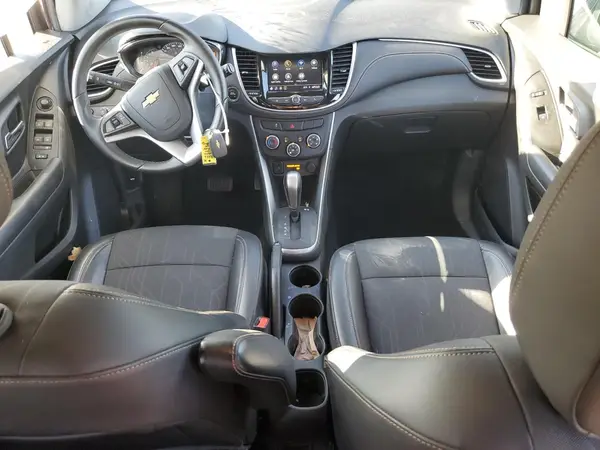 KL7CJPSM3NB518874 2022 CHEVROLET TRAX - Image 8