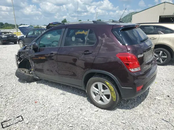 KL7CJPSM3NB520950 2022 CHEVROLET TRAX - Image 2