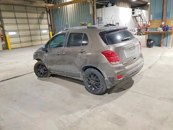 KL7CJPSM3NB522441 2022 CHEVROLET TRAX - Image 2