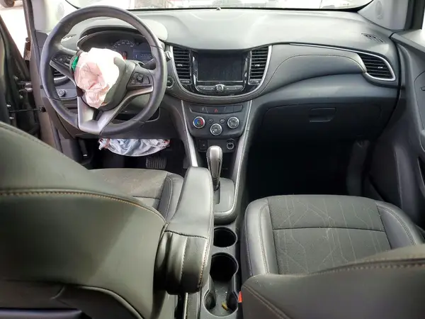 KL7CJPSM3NB531317 2022 CHEVROLET TRAX - Image 8